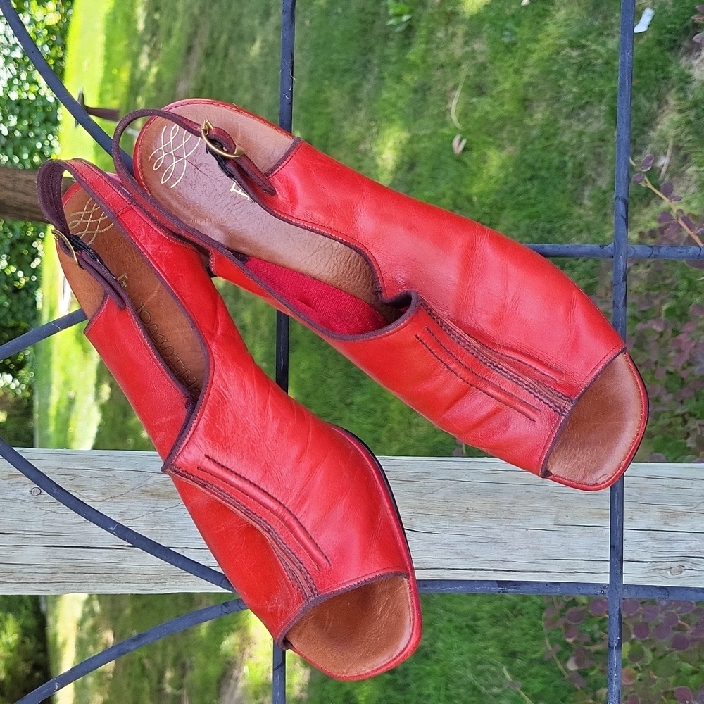 Vintage Florsheim High Heel Sandals